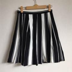 オフオン ストライプ フレアスカートのサムネイル