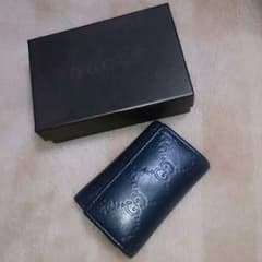 やっちーさん専用  Gucci キーケースのサムネイル