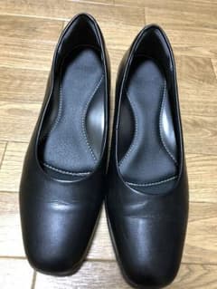 パンプス 黒 ブラック 23cmのサムネイル