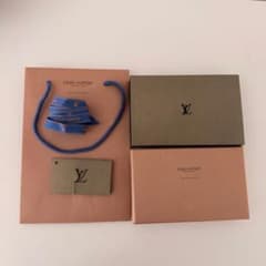 LOUIS VUITTON】ヴィトン ギフト用空箱 ショッパー リボンセット