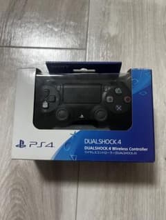 PlayStation 4 純正ワイヤレスコントローラー ブラックのサムネイル