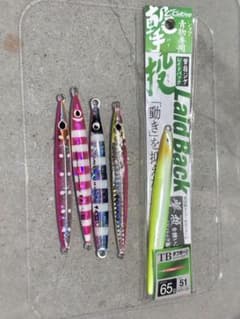 【カルティバ】撃投ジグ40g 4本のサムネイル