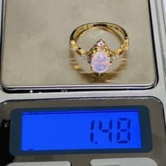 遺品整理 断捨離 オパール調の石がついたリング - メルカリ
