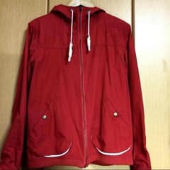 赤 マウンテンパーカーのサムネイル