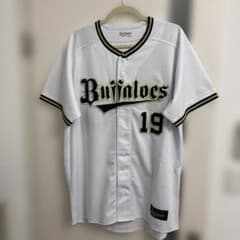 よ*こ様 オリックスバファローズ ユニフォームO 山岡泰輔 #19 - メルカリ
