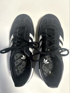 adidas　ハンドボールスペツィアル　Black×white　23㎝のサムネイル