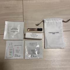 化粧品のサムネイル