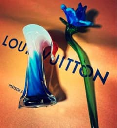 イタリアベニスのガラス工芸品ブルーローズのサムネイル