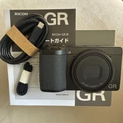 【即日発送可】RICOH GR IV コンパクトデジタルカメラのサムネイル
