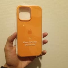 iPhone 16 Pro Max シリコーンケースのサムネイル