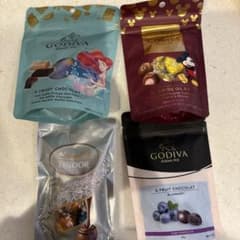 GODIVA ゴディバ　リンツ　リンドール　チョコレートセットのサムネイル