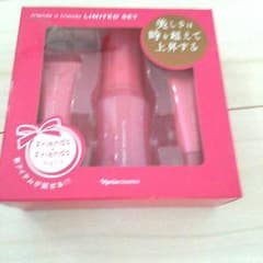 値下げしました！ナリス♡レジュアーナトライアルセットのサムネイル