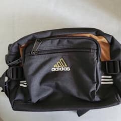adidas ボディバッグ 黒/茶のサムネイル