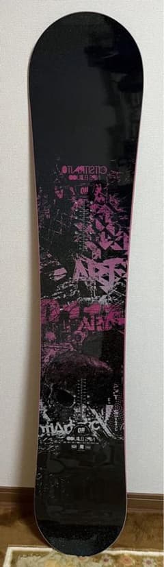 美品 スノーボード 011 artistic DOUBLE SPIN 152cm 011 artistic (011 アーティスティック) スノーボード 152cm ブラック