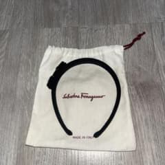 Salvatore Ferragamo 黒 カチューシャ リボン クリスタルのサムネイル