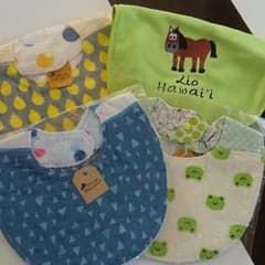 れいちゃんママさん専用☆スタイ☆新品セットのサムネイル