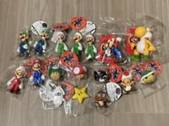スーパーマリオ キャラクターキーホルダー まとめ売りのサムネイル