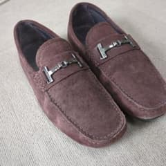 TOD'S ブラウン スエード ローファーのサムネイル