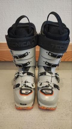 TECNICA zero G tour23cm 女性バックカントリースキーブーツ - メルカリ