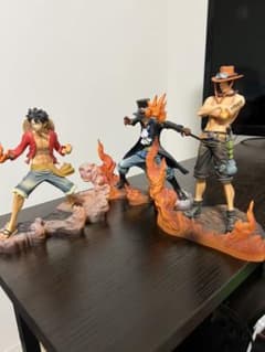 ルフィエースサボ3点セットフィギュアのサムネイル