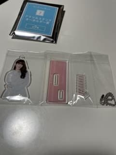 ミイヒアクリルスタンドのサムネイル
