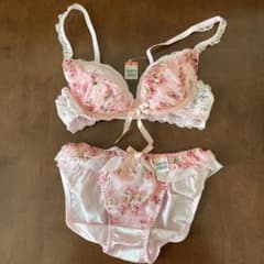 aimerfeel ブラ&ショーツのサムネイル