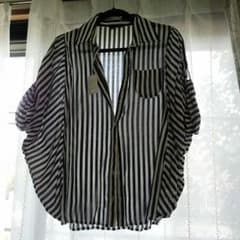 2600円→2000円！ストライプシャツのサムネイル