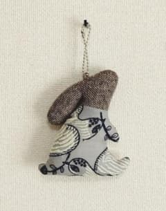 ミナペルホネン❁following day❁Babyうさぎチャーム - メルカリ