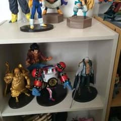 ワンピースフィギュアいろいろのサムネイル