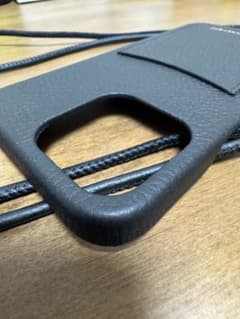 MAISON de SABRE iPhone15promaxストラップ付