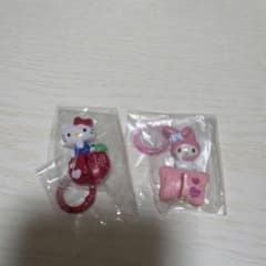 サンリオ　キーリングハンガー　マイメロ　キティのサムネイル