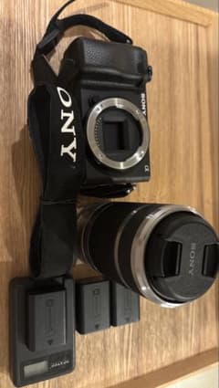 SONY a6400ミラーレス一眼レフカメラ ズームレンズ バッテリー付き