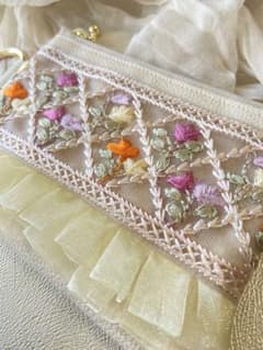 インド刺繍ポーチのサムネイル