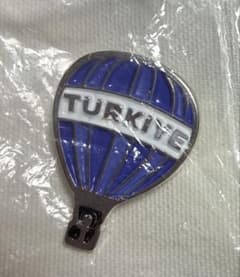 EXPO2025 トルコ館　熱気球 ピンバッジ 赤 青 2個セット EXPO2025 トルコ館 熱気球 ピンバッジ 赤 青 2個セット - メルカリ