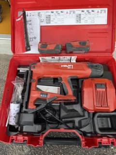 HILTI BX 3-ME 釘打機 本体とバッテリー2個のサムネイル