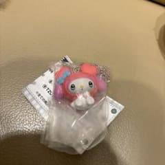 マイメロ　モモ キーチェーン付きフィギュア　TWICEのサムネイル