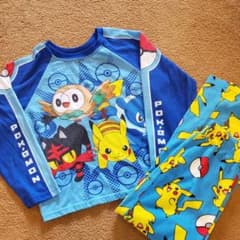 ８歳用ポケモンパジャマのサムネイル