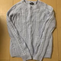 H&M  ケーブル　ニット セーター　水色のサムネイル