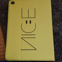中古 ipadカバー 第6世代 NICE ロゴ イエローのサムネイル