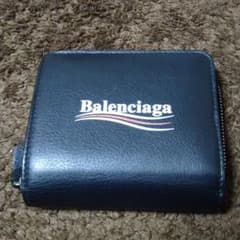 値下げしました！BALENCIAGAバレンシアガ！二つ折り財布！美品のサムネイル