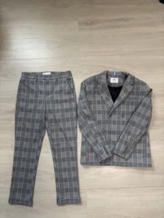 ☆ZARA☆ 上下セット！小学生〜チェック柄 スーツのサムネイル