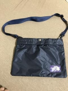 サコッシュ　ノースフェイスのサムネイル