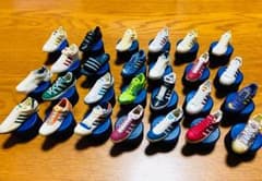adidas 靴ペットボトルキャップのサムネイル