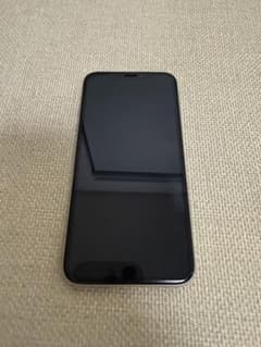 iPhone XS 64GBシルバー SIMフリーのサムネイル