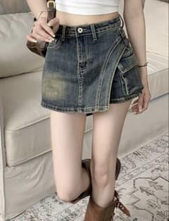 デニム ミニスカート カーゴポケット付きのサムネイル