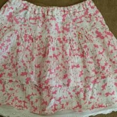 BeBe花柄スカート☆のサムネイル