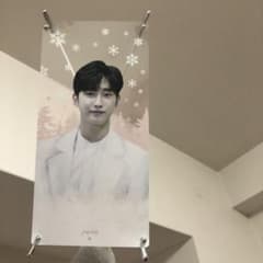ジニョン スタンド  b1a4のサムネイル