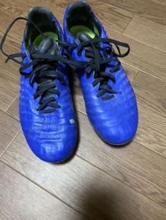 最終値下げNIKE ナイキ サッカースパイクティエンポレジェンド7のサムネイル