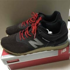 newbalance m564 brownのサムネイル