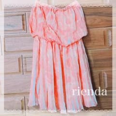 新品 rienda シフォンプリーツ ベアトップチュニックのサムネイル
